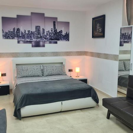 Apartamentos Porvera Jerez Centro Jerez de la Frontera Buitenkant foto