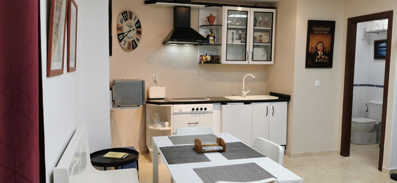 Apartamentos Porvera Jerez Centro Jerez de la Frontera Buitenkant foto