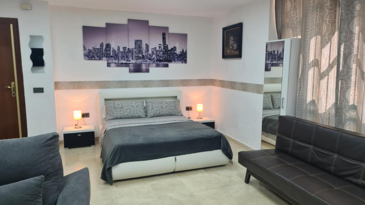 Apartamentos Porvera Jerez Centro Jerez de la Frontera Buitenkant foto